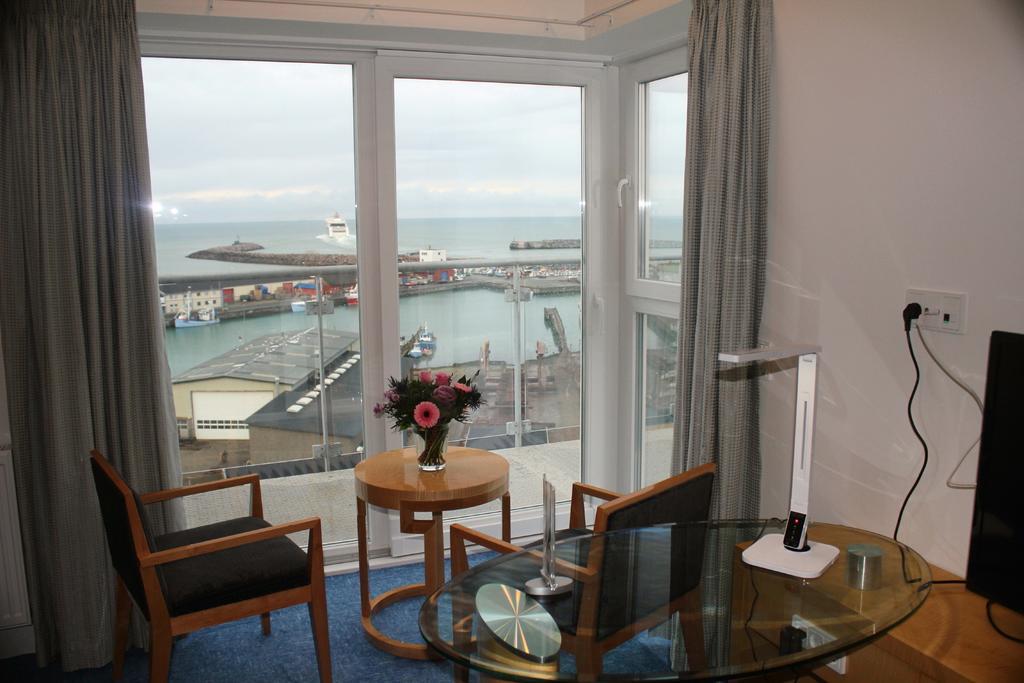 Seafront Hotel Hirtshals Habitación foto