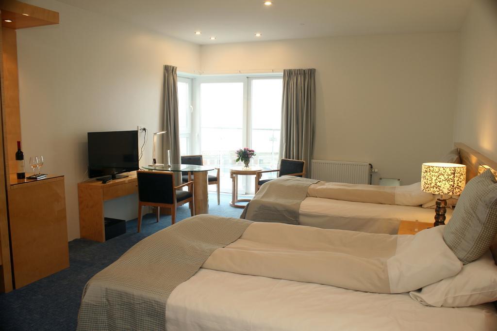 Seafront Hotel Hirtshals Habitación foto